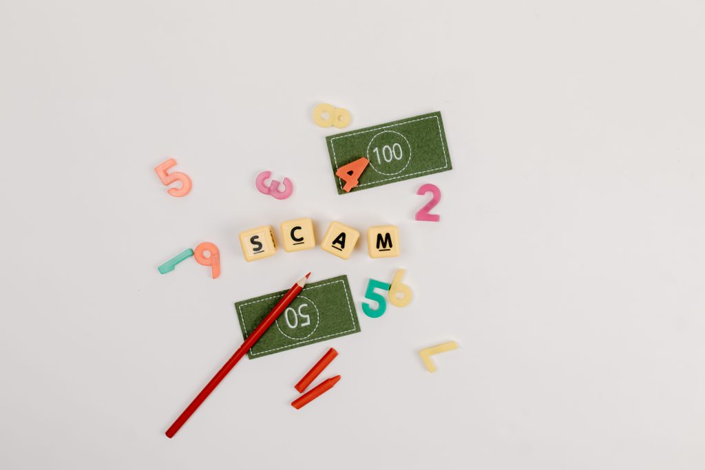 SocialWick is a total scam, do not waste your money.